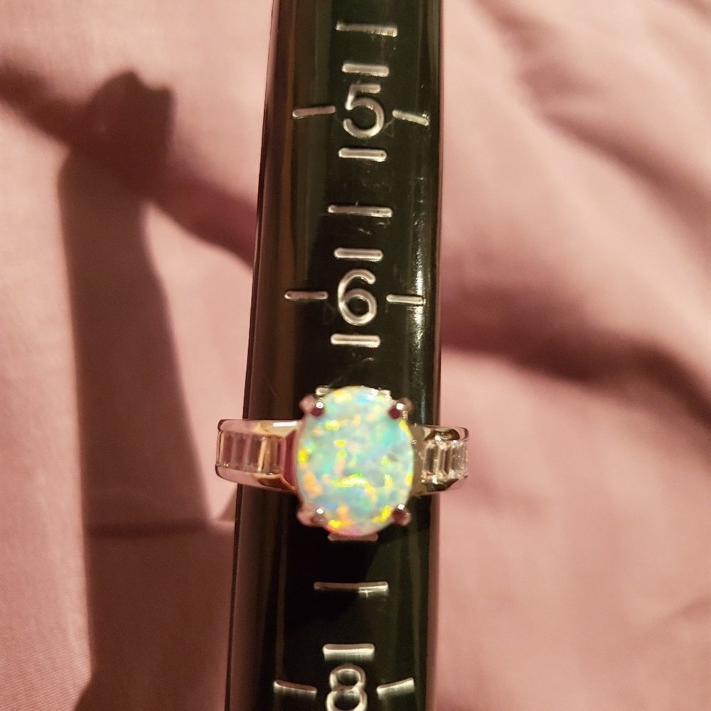 Opal Ring‎ - Picture 5 of 8